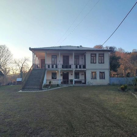 Гостевой Дом На Геджирке Tqvarcheli Ngoại thất bức ảnh